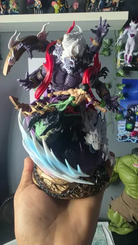 Boneco Zoro One Piece 28cm