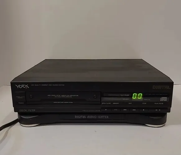 Toca CDs Importado Yorx 110v.