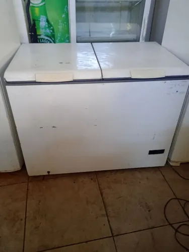 Freezer Electrolux 430L funcionando