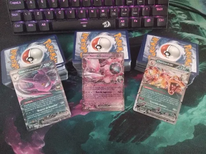 Lote 330 Cartas Pokémon