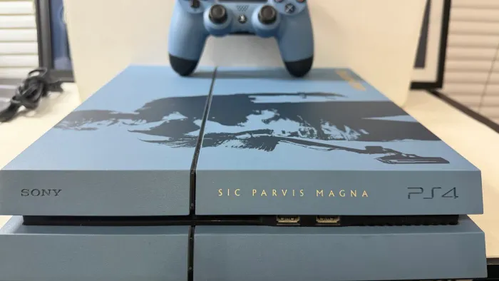Console PS4 Fat Limited Edition Uncharted 4 500GB Azul com Controle e Caixa