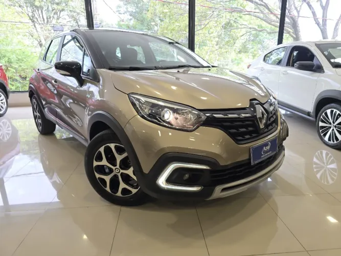 Renault Captur Intense 1.3 TB 16V Flex 5P AUT 2022