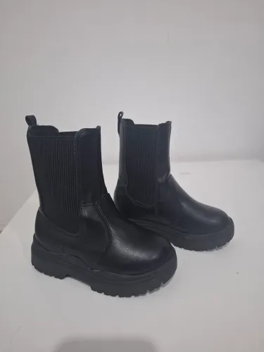 Bota infantil Molekinha