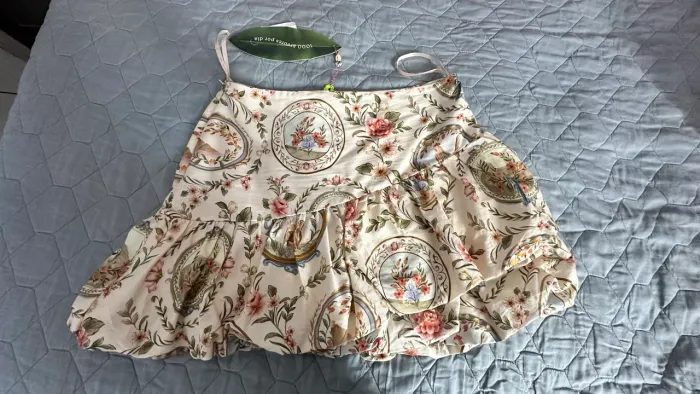 Saia estampada Relicário Floral(nunca usada)
