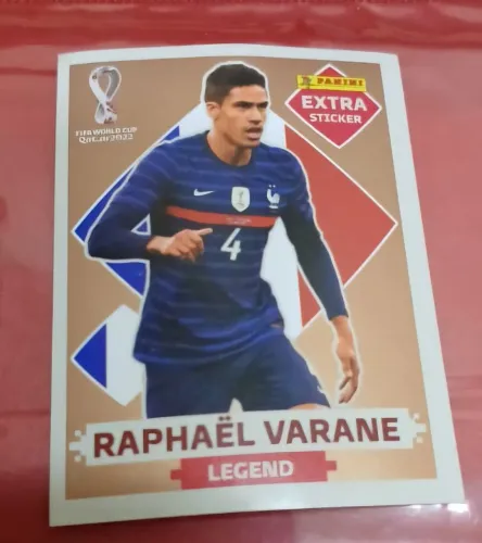 Troco por figurinhas de 2022 ou 2026 Legend Raphael Varane Bronze