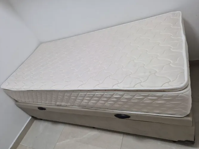 Cama Box Baú Solteiro (Usado)