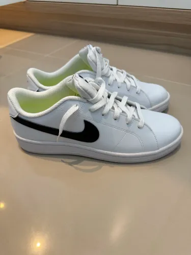 ? Nike Court Royale 2 Low Branco | Nº 41 | Novo, Nunca Usado