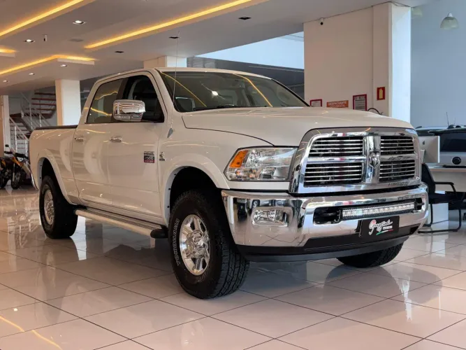 Ram 2500 Laramie 6.7 TDI CD 4X4 Diesel 2012