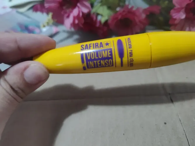 máscara de cílios Safira Volume Intenso