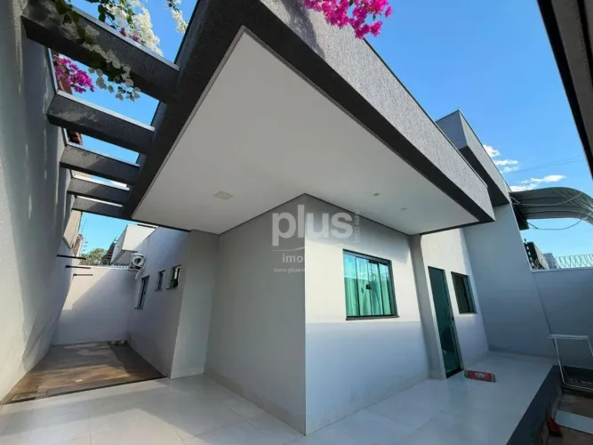 Casa à Venda | 2 Quartos | 1 Suíte | Acabamento Premium