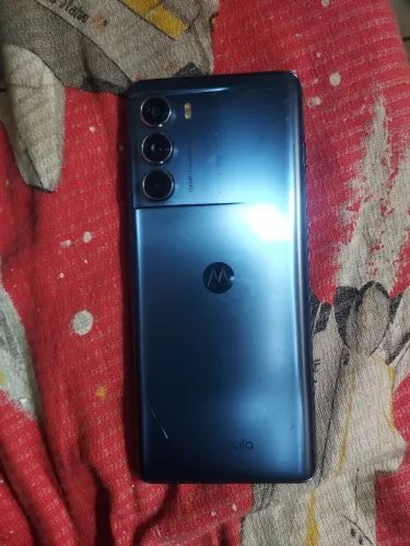 Moto G200