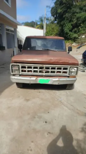 Caminhonete F1000 guincho 
