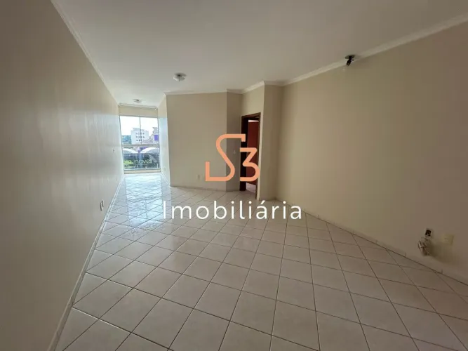 Apartamento para locação no Santa Mônica, Uberlândia-MG: 3 quartos, 1 suíte, 1 banheiro, 2