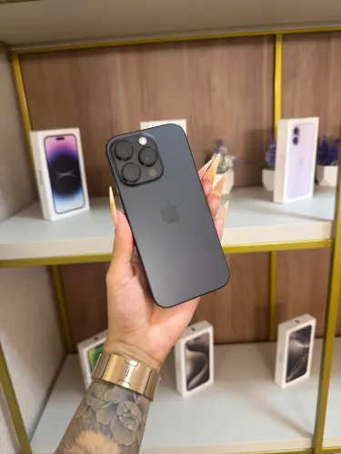 iPhone 16 Pro 256GB Titânio Preto