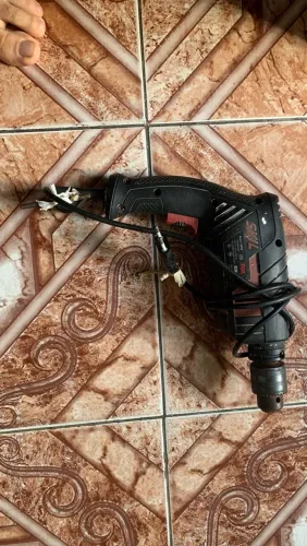 Furadeira 550w skil