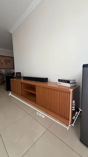 Rack para TV 2,20 m Madeira com Painel Ripado Moderno