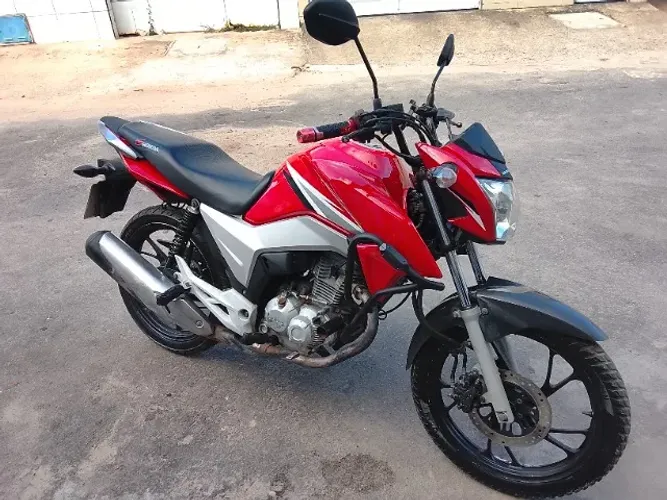 Titan 2016 na promoção 12k número *77