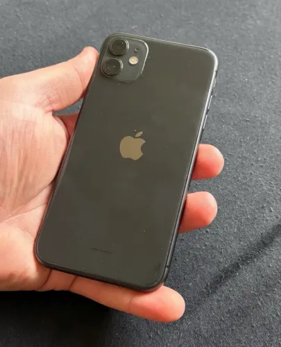 iPhone 11