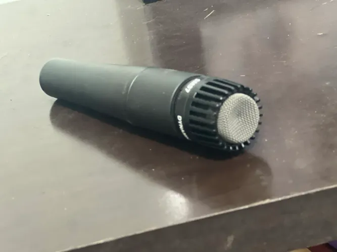 MICROFONE SHURE SM 57