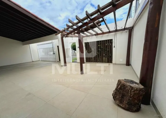 Casa - JARDIM KARAIBA