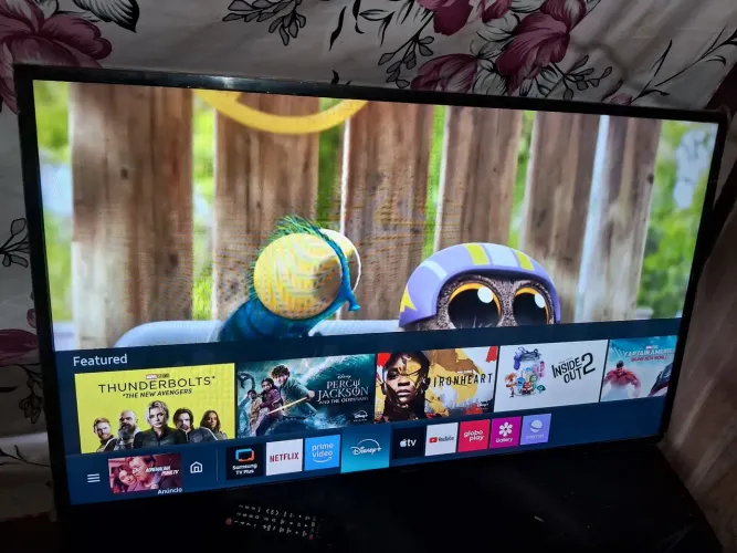 Smart 43 Samsung TINZEM UTRA hdr 4k