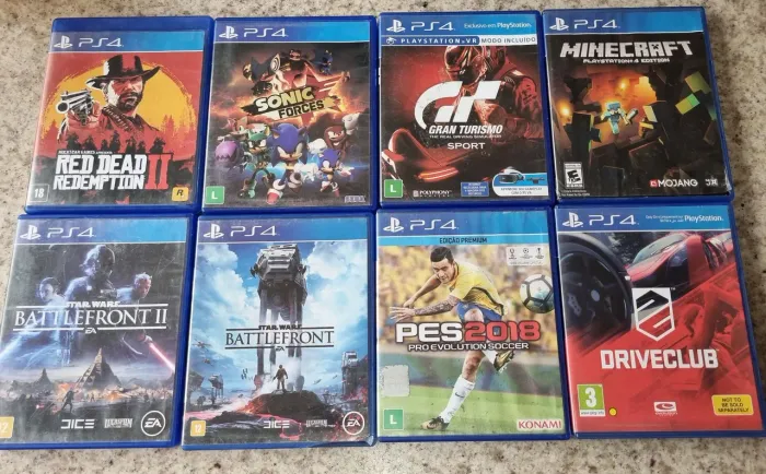 Lote de Jogos Ps4 - 8 jogos.
