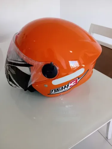 Capacete new liberty 3