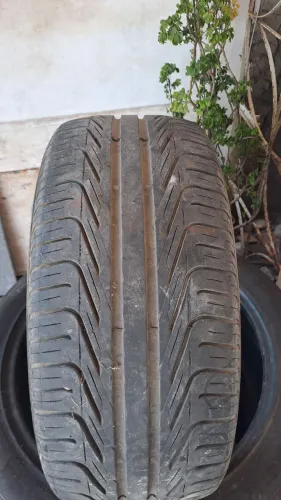 PIRELLI PHANTOM 235/45/17