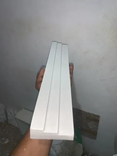 RODAPÉ MODELO FRISADO