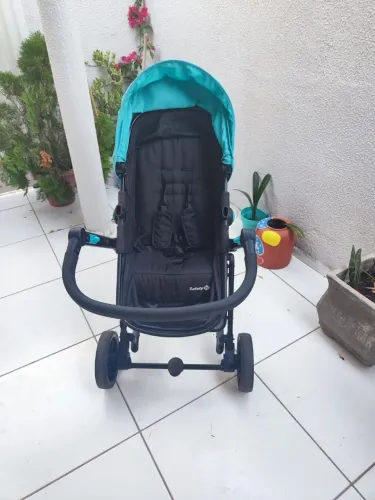 Combo, carrinho de bebê+ bebê conforto