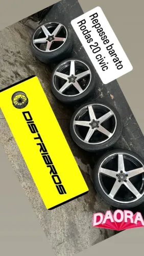 Vendo rodas 20 furacão 5 por 114.3 completa 