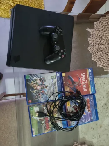 PlayStation 4 slim 1tb 