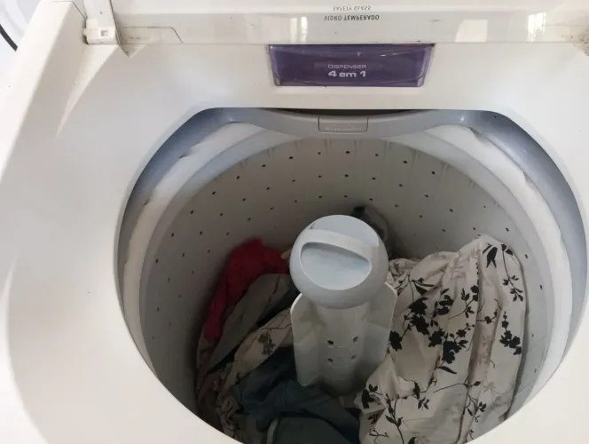 Máquina de lavar roupas