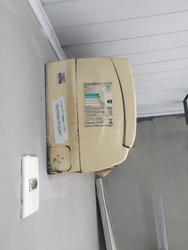 Vendo ar condicionado 30 mil BTU só não tá gelando