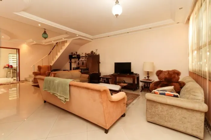 Casa à Venda - Sumaré, 4 Quartos, 200 m2