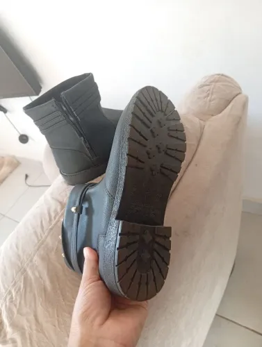 Bota infantil feminina 34 usou 1 vez somente 