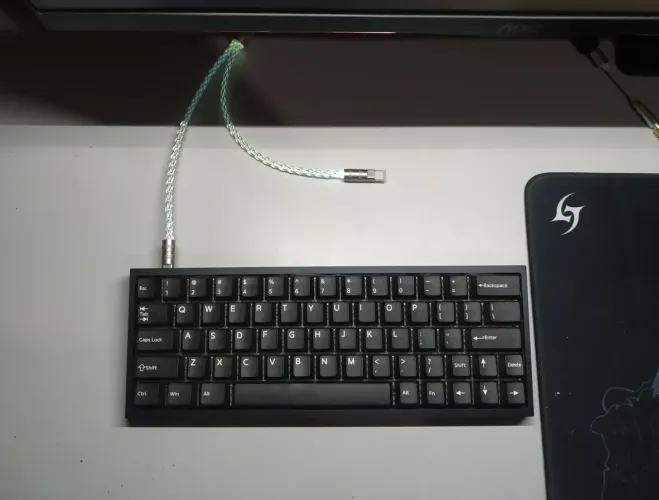 Cabo Duplo 8k para Teclado e Mouse