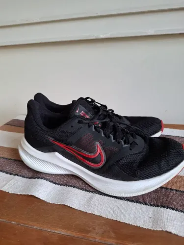 Tênis Nike Downshifter tamanho 40