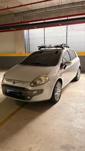 Fiat Punto Essence 1.6 Flex 16V 5P 2014