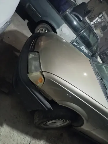 Chevrolet Monza GL 1.8 Efi/ SL/ L/ 650/barc. 2e4p (álcool) 1995