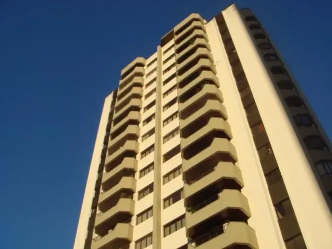 Apartamento de 130 metros quadrados no bairro Moema com 3 quartos
