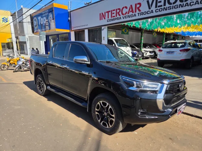 Toyota Hilux CD SRX 4X4 2.8 TDI 16V Diesel Aut. 2022