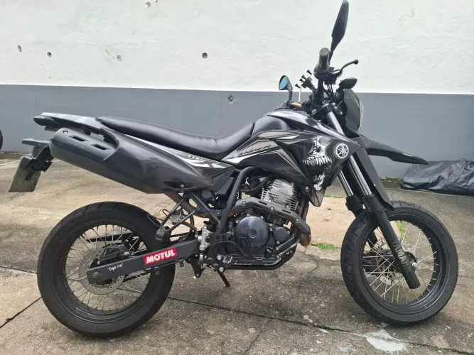 Yamaha Lander 250x - Muito conservada