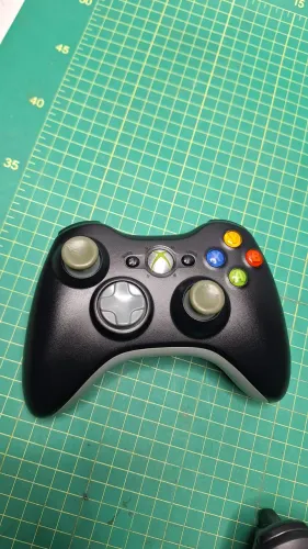 Controle Xbox 360 cinza c/ preto original Microsoft