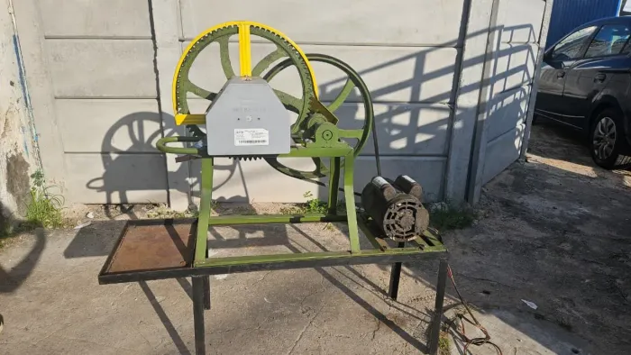 Maquina de Moer Cana