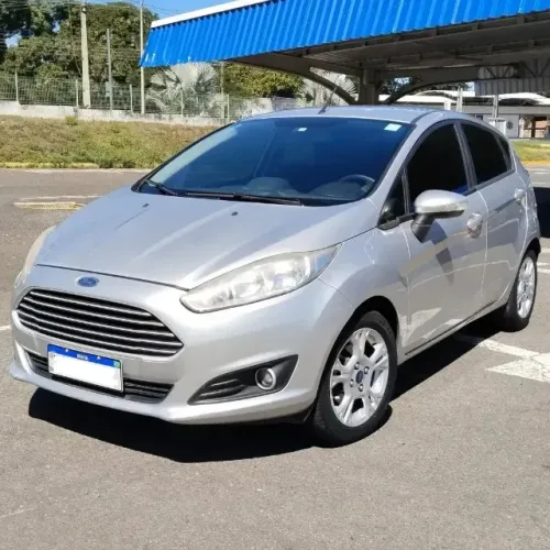 Ford Fiesta 1.6 16V Flex Aut. 5P 2015