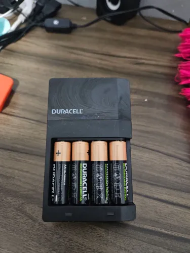 Pilhas recarregáveis duracell 