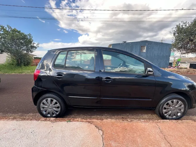 Volkswagen Fox 1.0 MI Total Flex 8V 5P 2010