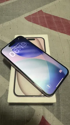 iPhone 15 