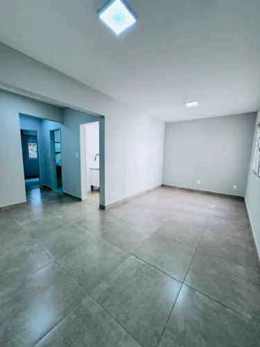Alugo Apartamento na Praia